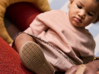 Comment bien choisir la taille des chaussures bébé ?